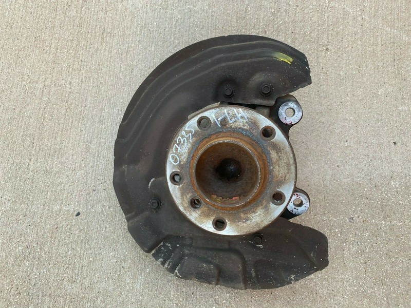 06-16 BMW E88 E82 E90 E92 E93 1 3 SERIES Z4 FRONT LEFT SIDE SPINDLE KNUCKLE OEM