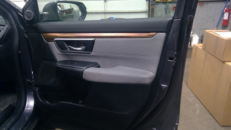 CR-V2017 Passenger Right Front Door Trim Panel 1791092