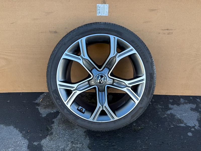 KIA STINGER 2018-2023 OEM RIM WHEEL TIRE 19"X8.5" ASSEMBLY