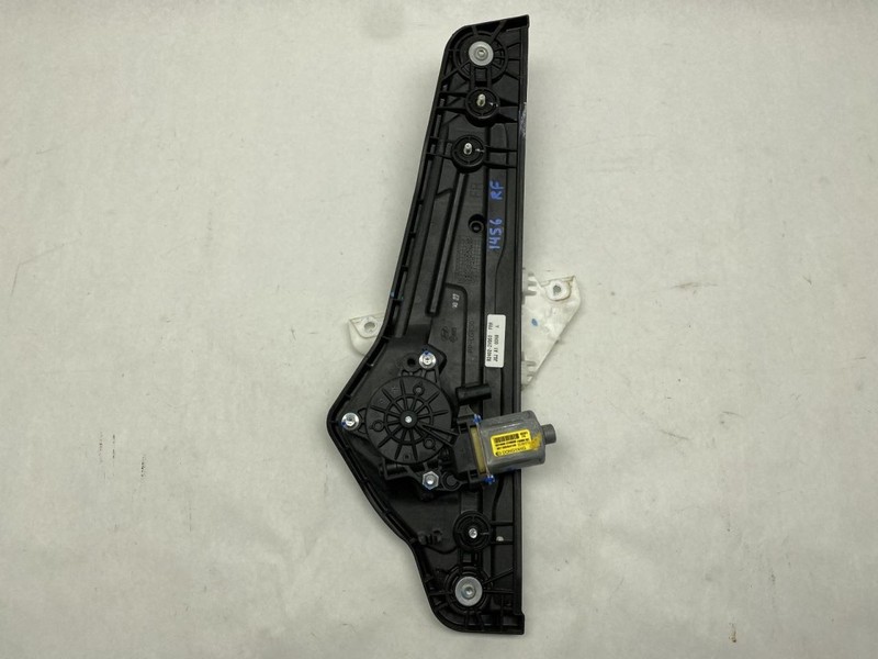 Right Passenger Front Door Window Regulator 2012-2017 Hyundai Veloster 87495