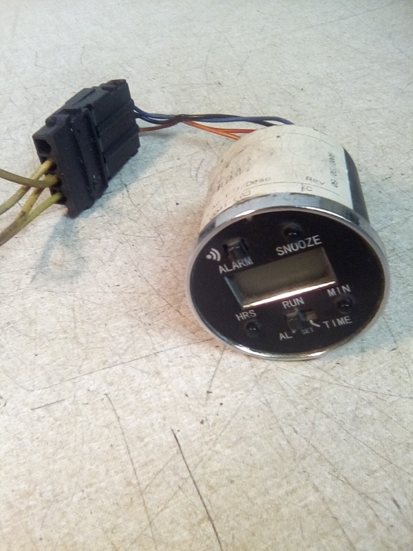 Freightliner A06-23041-003 Clock Gauge