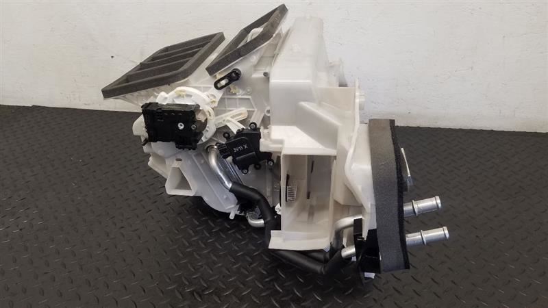 19-23 Mazda CX-5 HVAC Evaporator Housing Unit Assembly OEM GHP961J10A
