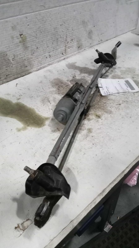 2018 Chrysler 300 Wiper Motor OEM 68082552AA Black 35K Miles - Warranty Included