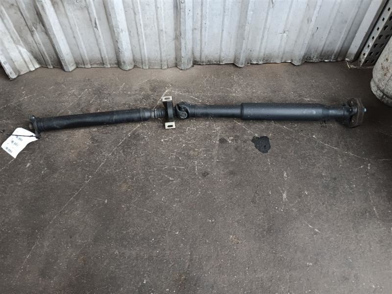 15-18 Mercedes 205 C300 Rear Drive Shaft Propeller AWD Type 2054109801