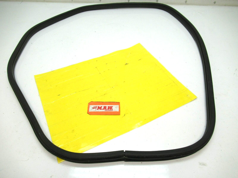 DOOR RUBBER SEAL RIGHT PASSENGER SIDE REAR ON BODY RR 08 09 10 12 ESCAPE MARINER