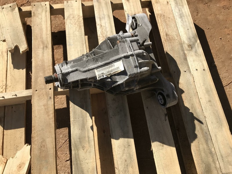 11 12 13 14 PORSCHE CAYENNE REAR DIFFERENTIAL DIFF CARRIER OEM 79K MILES