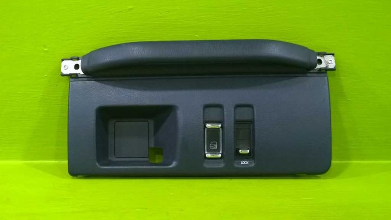 94 95 96 DEVILLE PASSENGER RIGHT FRONT DOOR PULL POWER LOCK SWITCH OEM 3586-9