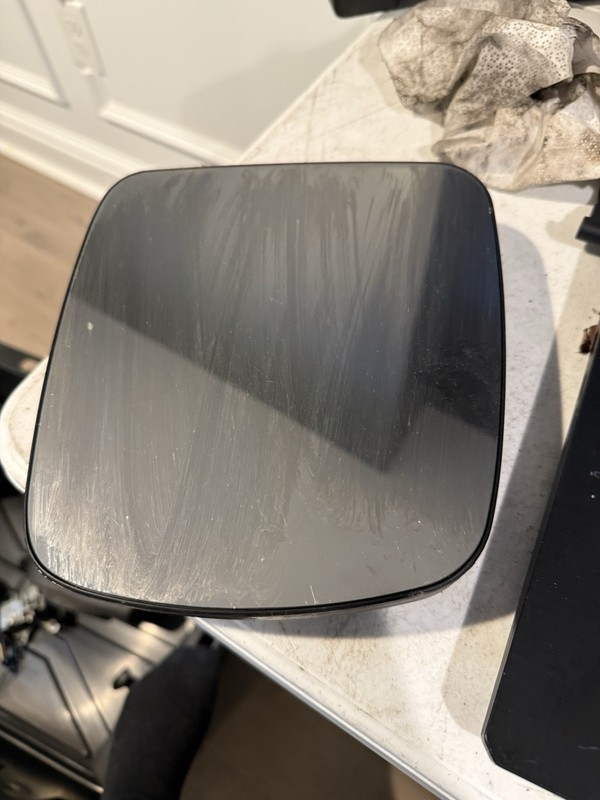 03-07 Chevrolet Express GMC Savana Driver Side Mirror Glass Left OEM 05