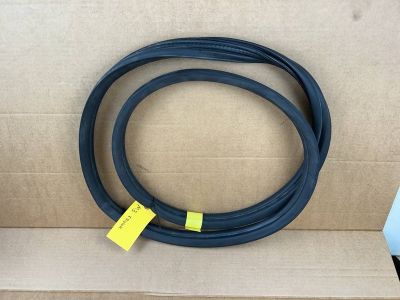 ✅ 17-23 Tesla Model 3 Front Hood Trunk Frunk Seal Rubber Gasket