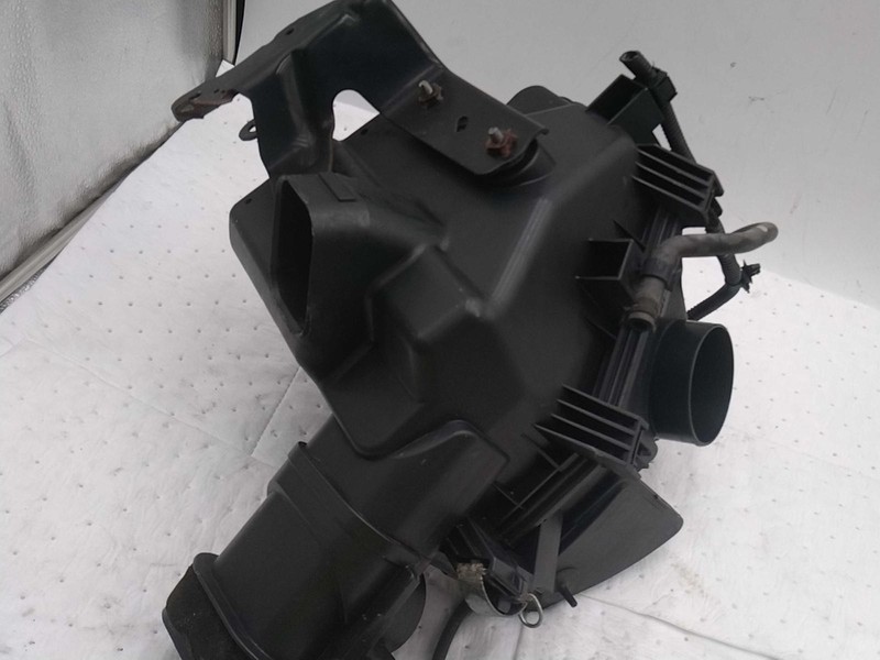 2010 Lexus ES350 OEM Air Cleaner Assembly Black 3.5L 105K Mileage
