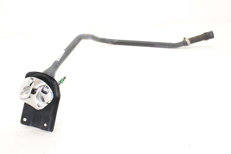 06-10 Hummer H3 3.7L Fuel Filler Neck 15877575