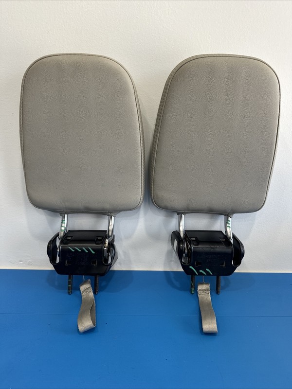 AU5A 96501B18/9 | 2010 Lincoln MKT Tan Leather SUV REAR OEM 3RD Headrests LH RH