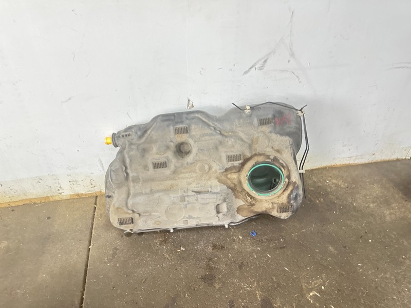 15-21 Jeep Renegade 2.4L Fuel Tank Assembly Gas Tank Genuine OEM