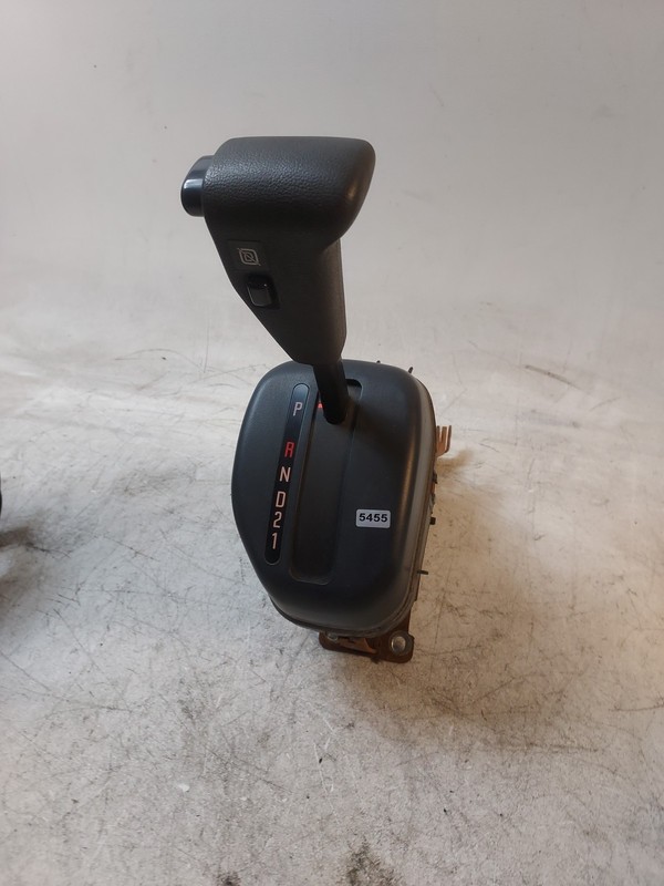 13-16 ISUZU TRUCK REACH STEPVAN NPR AUTOMATIC FLOOR GEAR LEVER SHIFTER DIESEL