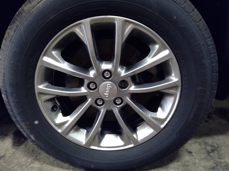 Rim Wheel 17x7 Aluminum Painted 10 Spoke Opt Wfn Fits 19 CHEROKEE 1778513