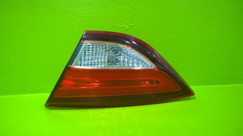 15 16 17 CHRYSLER 200 PASSENGER RIGHT LID MOUNT TAILLIGHT LAMP OEM 2831-54