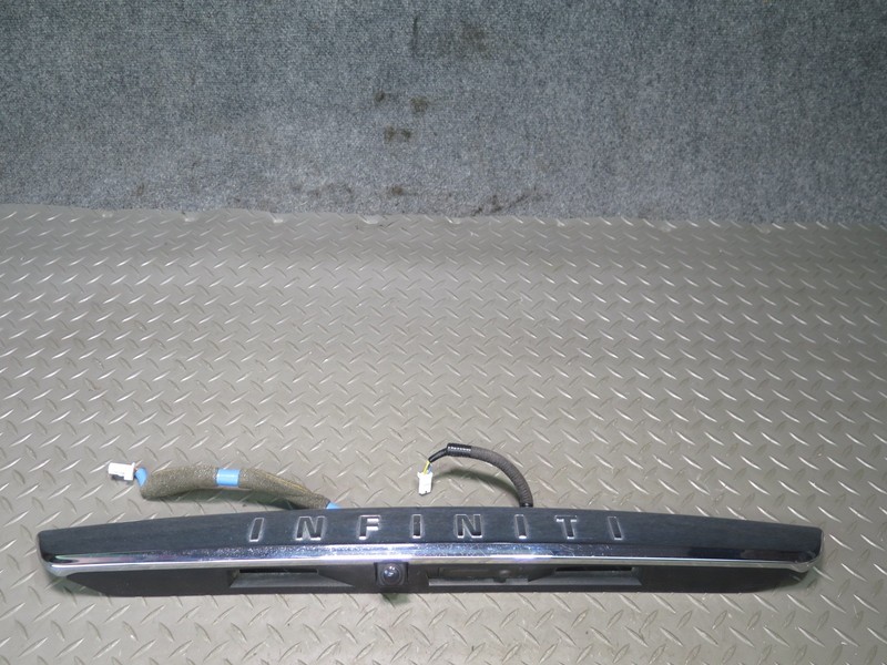 2014-2015 INFINITI QX60 REAR TAILGATE HANDLE CHROME TRIM MOLDING W CAMERA