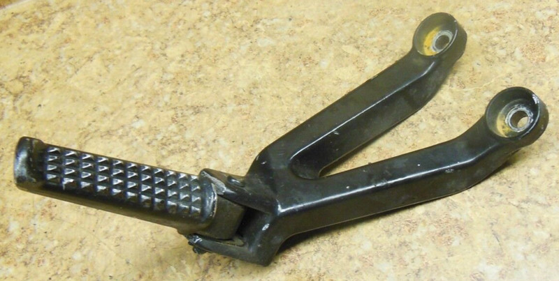 2001 Honda CBR600F4 CBR 600 F4 CBR600 Left Rear Foot Rest Peg Pedal Mount 02 01
