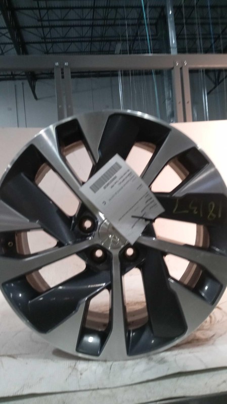 2020 Hyundai Palisade OEM 18 Grey Wheel Rim 52910S8100, Used, 53k Miles