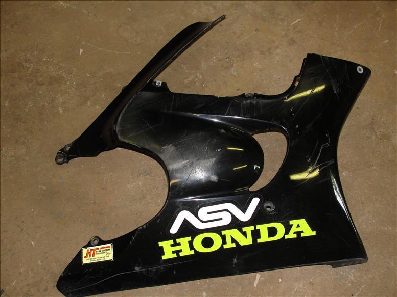 1996 HONDA CBR 600-F3 FRONT RIGHT LOWER FAIRING COWL COVER PLASTIC CBR600 96