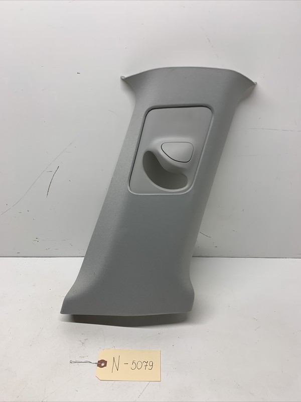 2020 2021 2022 Tesla Y RH UPPER B PILLAR COVER TRIM 1494607-00-C 5079 U6
