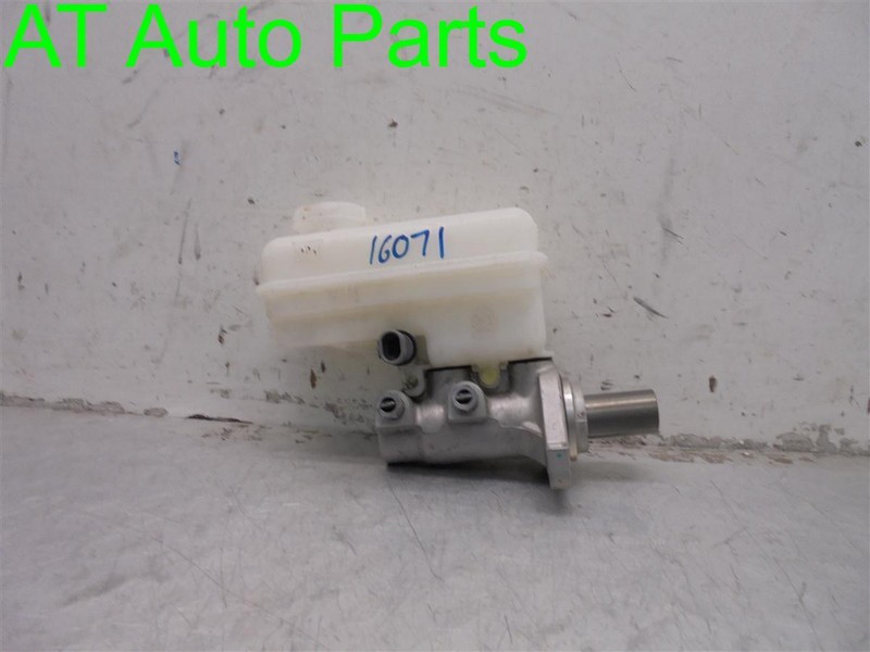 11-15 EQUINOX TERRAIN 2.4L MISSING COVER BRAKE BOOSTER MASTER CYLINDER OEM