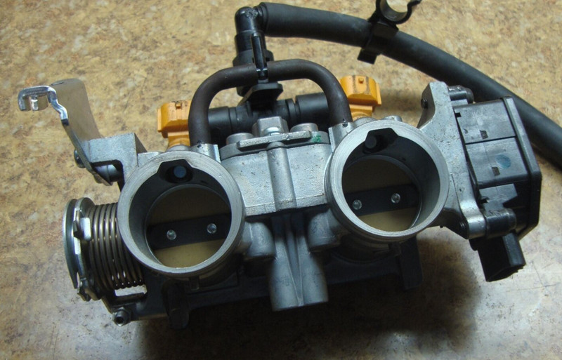 2013 Honda CBR500R CBR500 R CBR 500 500R Throttle Body Intake Fuel Gas Injection