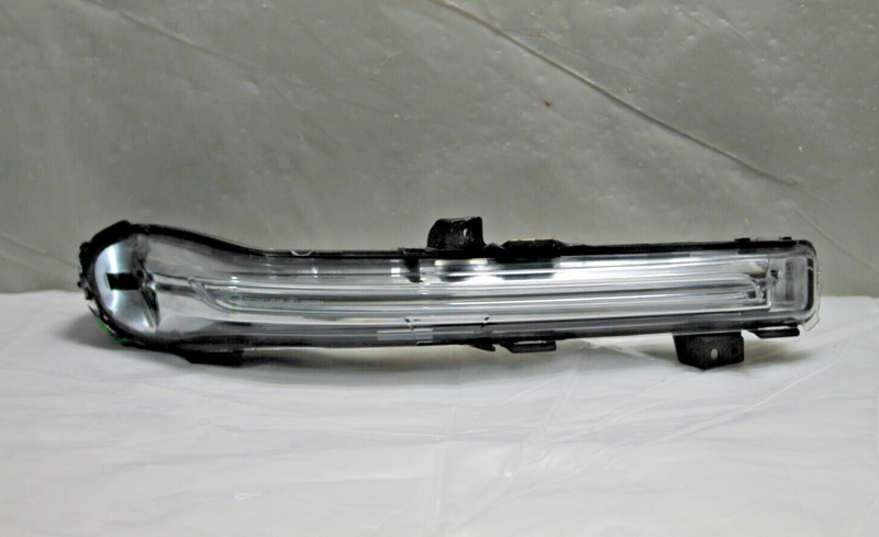 2020-2023 LINCOLN AVIATOR FRONT RIGHT PASSENGER LED FOG LIGHT NICE OEM