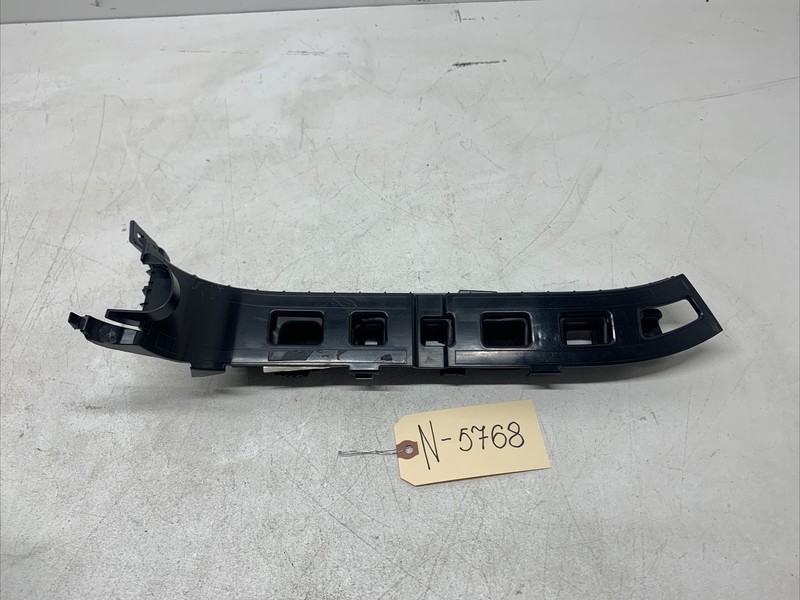 Tesla Model X P100D AWD 2017 RHD Left Falcon Door Bracket 1060074-00 5768 B45