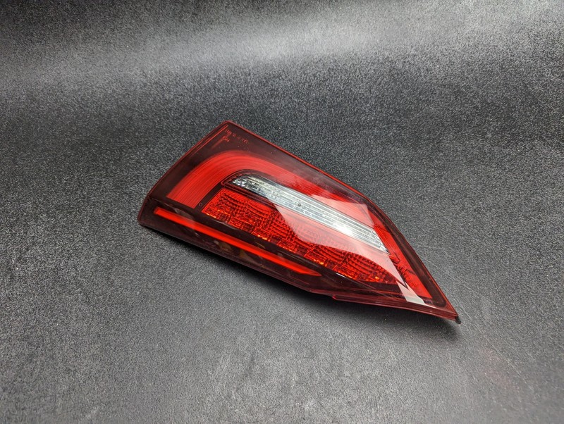 Rear Right Inner Tail Light Lamp 2019 Infiniti Q50 26550-6HH3A 2018 2020 - 2022