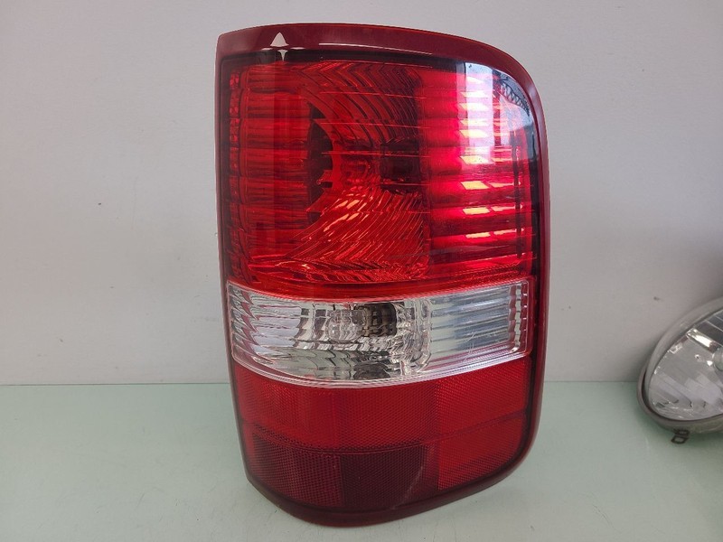 Passenger Right Tail Light Flareside Fits 04-09 FORD F150 PICKUP 559298