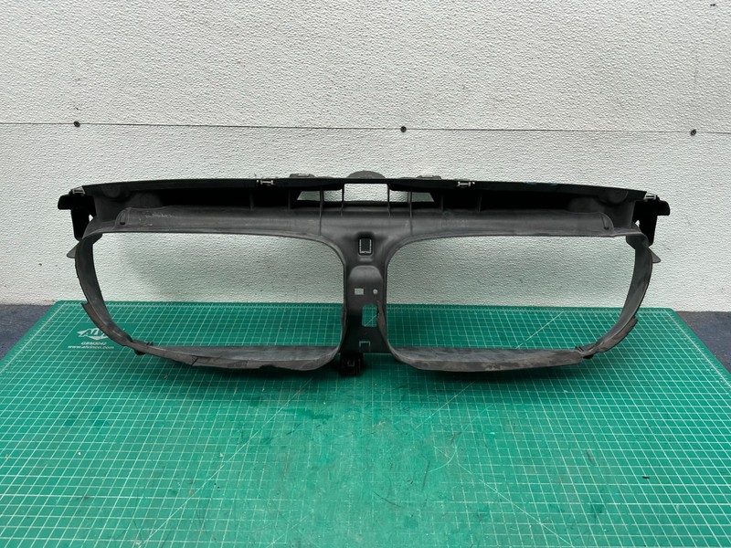 11-13 BMW F10 RADIATOR AIR DUCT GRILLE OEM