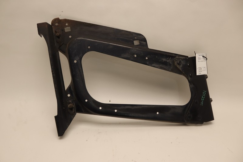 2018-2024 VOLVO VNL 860 LEFT DRIVER SIDE FRONT MOUNT FAIRING SUPPORT BRACKET OEM