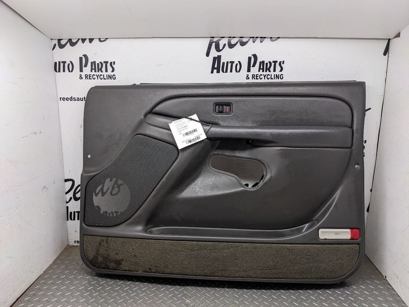 03-06 GM SUV Grey Front Passenger RH Interior Door Trim Panel OEM 1162895