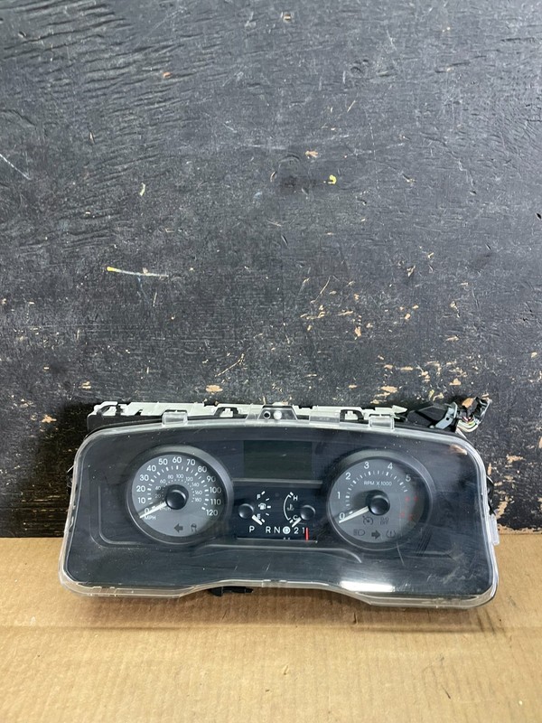 2009 to 2010 Mercury Marquis Speedometer Cluster Gauge Oem ab2873DG