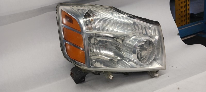04-'07 NISSAN TITAN Right Passenger Headlamp Headlight OEM Grade B
