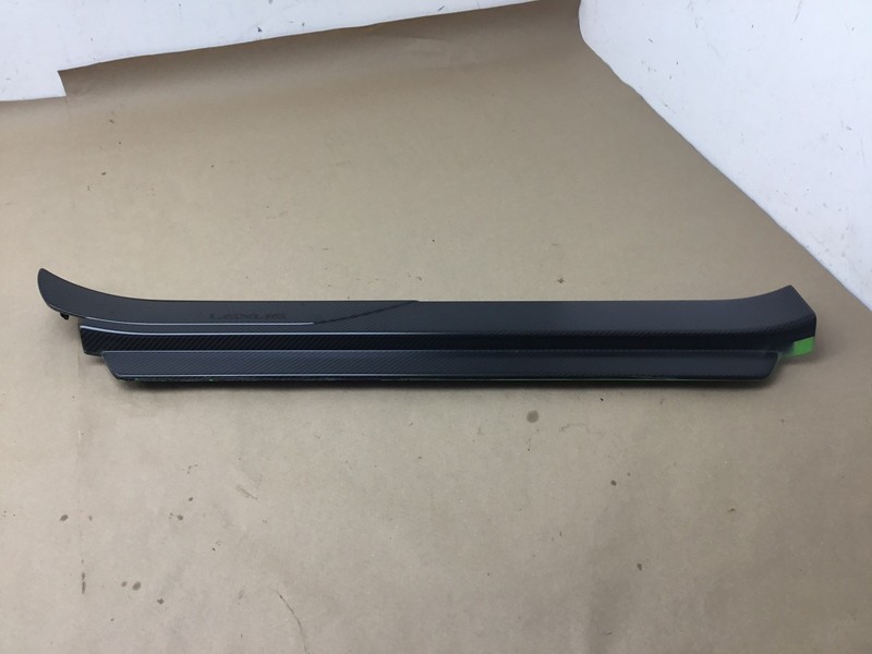 18-21 Lexus LC500 2018 Right Door Sill Scuff Plate Trim Panel Carbon ;Y2