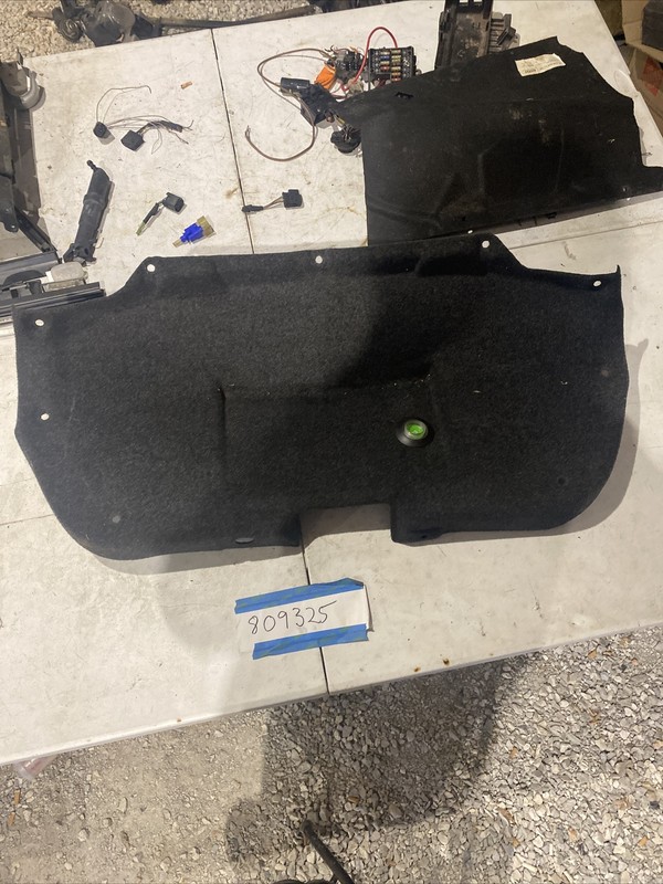 98-03 MERCEDES-BENZ CLK55 AMG TRUNK LID COVER LINER CARPET