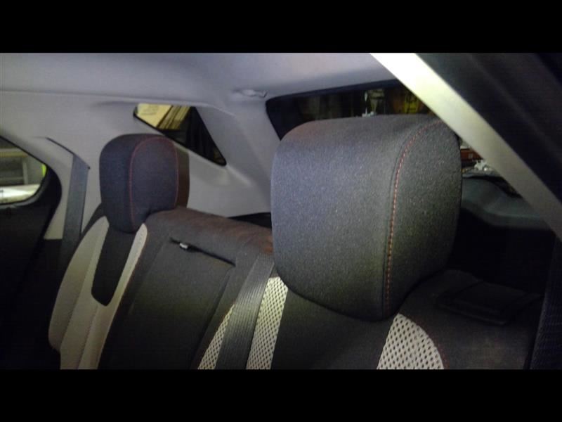 2010 2011 2012 2013 2014 2015-2017 EQUINOX 2 Rear Headrests Black Cloth 1299533