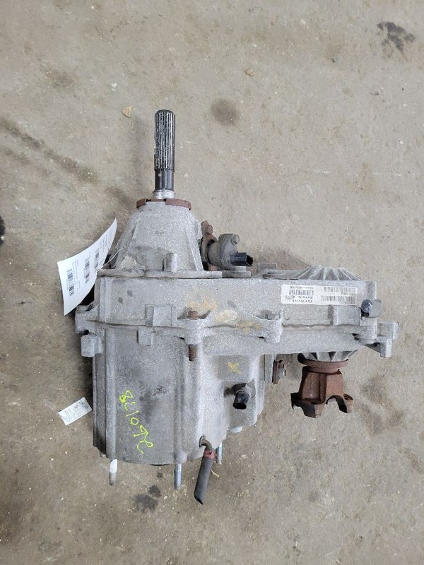 Transfer Case Model 231 Automatic Transmission Fits 03-06 WRANGLER 1787499