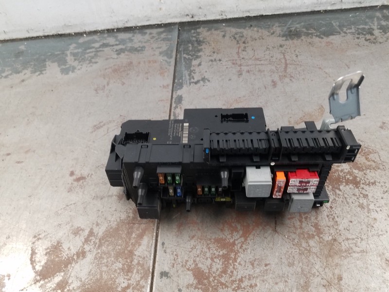 2012 Mercedes Benz AMG C 63 Rear SAM Relay Fuse Box#0967 G4