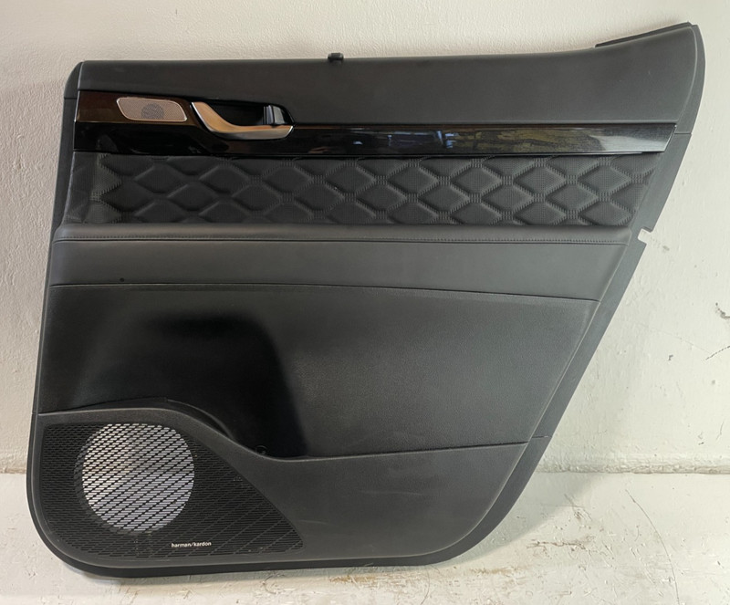 2020 - 2022 HYUNDAI PALISADE REAR RIGHT PASSENGER SIDE DOOR TRIM PANEL # 104776