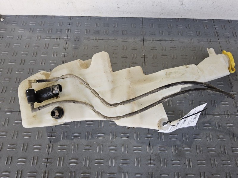 Wash Reservoir LHD Without Headlamp Washers Fits 14-18 CHEROKEE 3471178