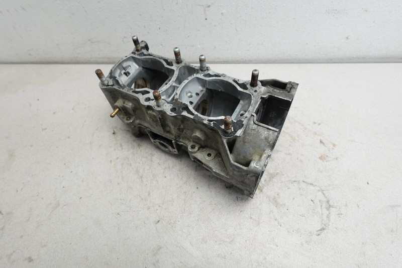 1993-1995 INDY 440 L/C SKS XCR Polaris OEM Engine Cylinder Crankcase Ass'y