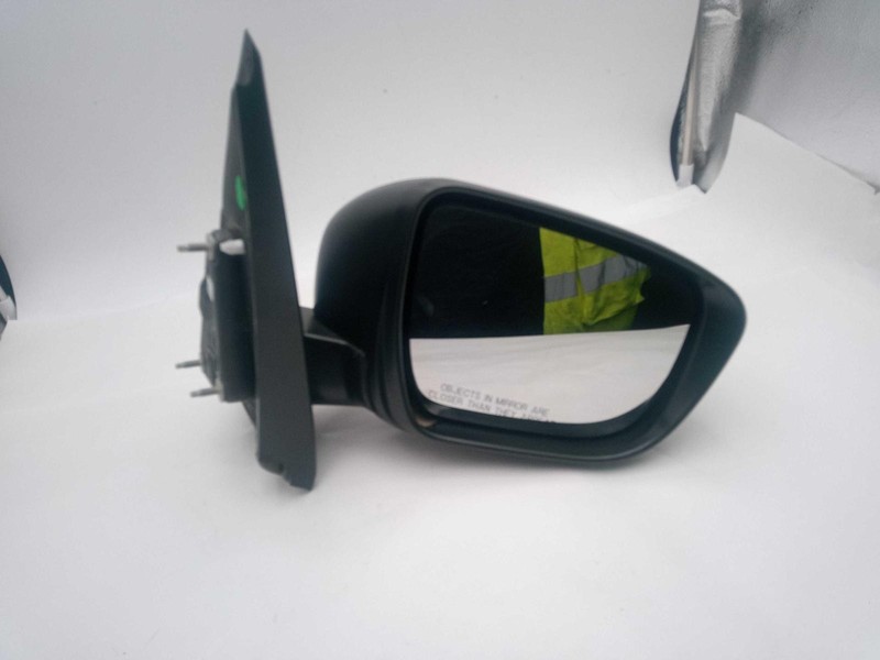 2022 Nissan Frontier Right Door Mirror Assembly White 730846 74K Miles