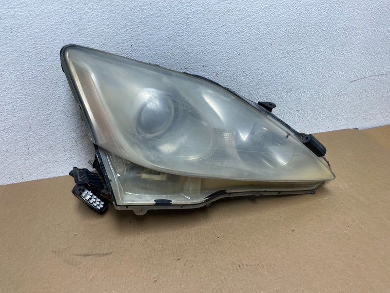 2006 - 2010 Lexus IS250 Right Passenger RH Side Xenon Headlight OEM AD6412 DW
