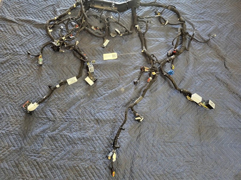 Used Oem Lincoln Dashboard Instrument Panel Wiring Harness 2020-2022 Corsair 2.0