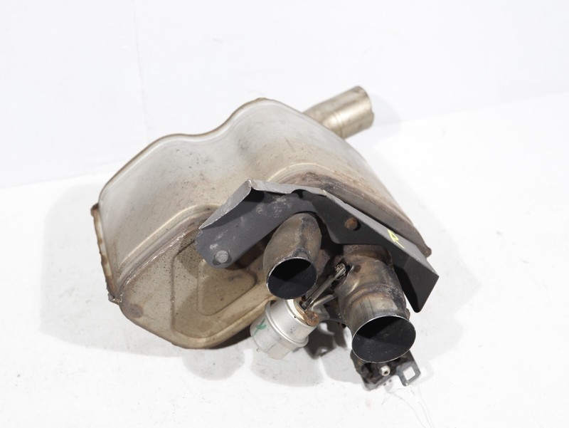 17-20 MASERATI LEVANTE REAR RIGHT EXHAUST MUFFLER BAFFLE END PIPE SILENCER OEM