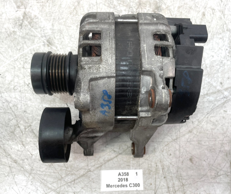 ✅ 15-18 OEM Mercedes C300 A205 W205 2.0L Engine Alternator Generator