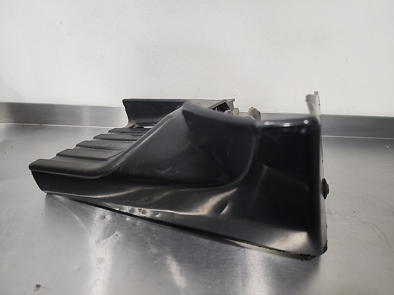 11-13 Infiniti QX56 Running Board Rocker Cap Right Front OR Left Rear Black OE